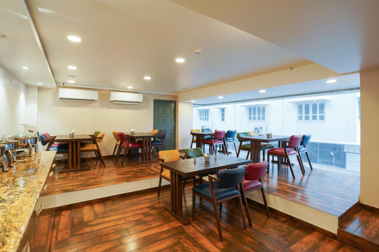 Uptown Hotel Нагпур Екстериор снимка